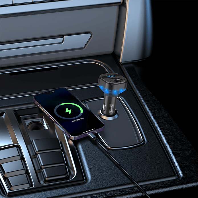 Oneday Customized YR01 Car bluetooth receiver 5V 3.1A USB + TYPEC  dual port fast car charger